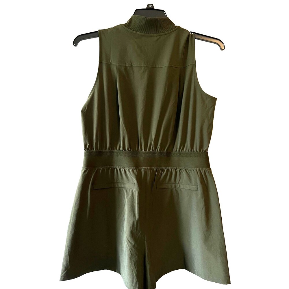 ATHLETA Brooklyn Utility Romper Jumpsuit Aspen Olive Green Size 10 Petite NWT - Picture 3 of 10